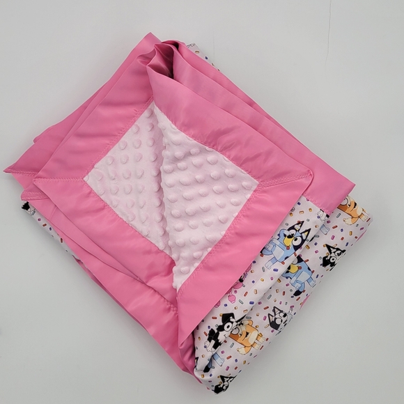 Handmade Lovely Bluey & friends cotton Kids blanket,satin binding blanket 30x36 - Picture 3 of 15